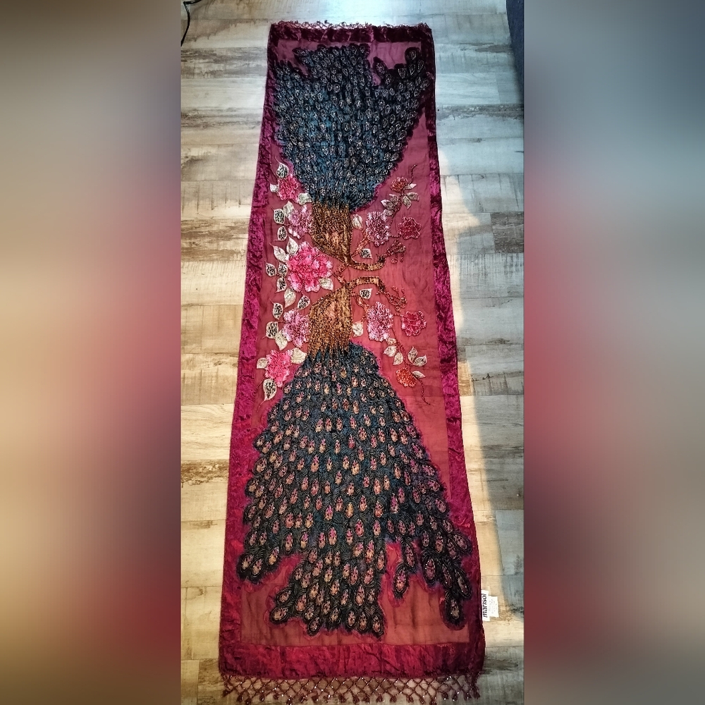 Elegant Peacock Design Scarf in Rich Burgundy